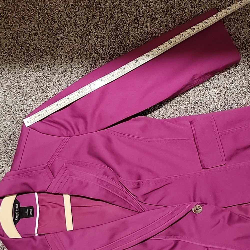 White House Black Market Fuchsia Blazer - Picture 7 of 8